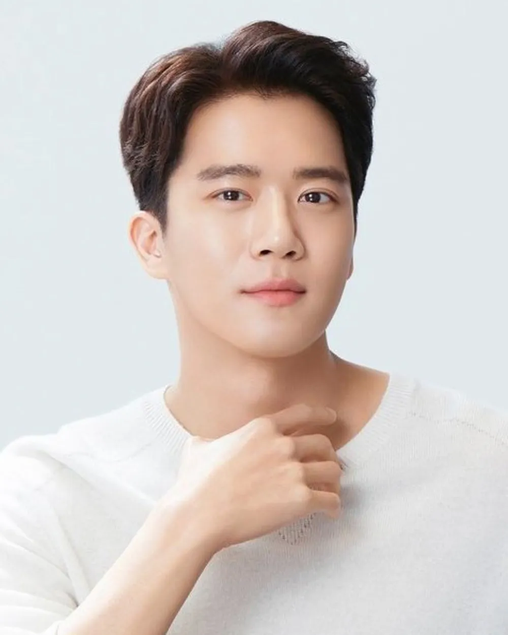 유튜버, 인스타그래머인 하석진의 대표 이미지
