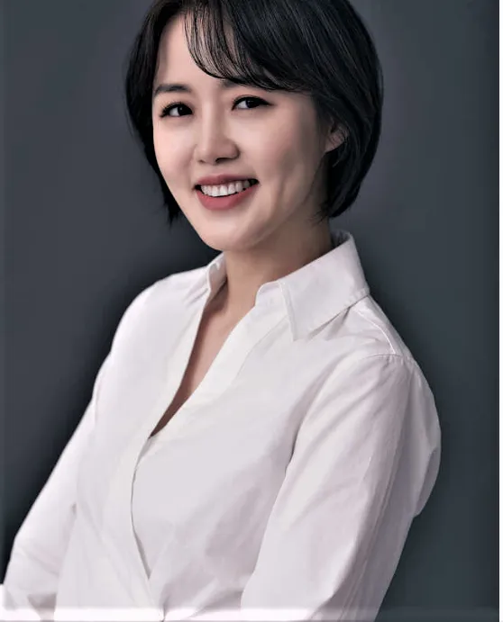 방송인, 아나운서인 이하정의 대표 이미지