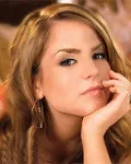 가수, 영화배우인 조조의 대표 이미지