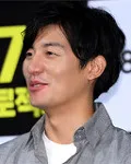 영화배우인 강신철의 대표 이미지