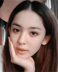 영화배우, 모델인 구리나자의 대표 이미지