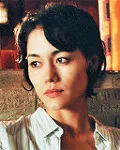 영화배우인 샌드린 홀트의 대표 이미지