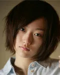 영화배우, 패션모델인 칸 하나에의 대표 이미지