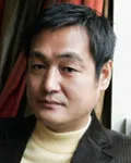 영화배우인 이얼의 대표 이미지