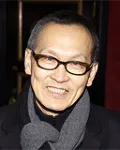 영화감독인 웨인 왕의 대표 이미지