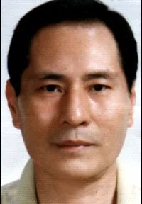 배우인 황건의 대표 이미지
