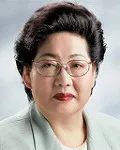 국회의원, 탤런트인 김을동의 대표 이미지