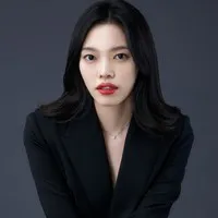 뮤지컬배우, 가수인 서윤의 대표 이미지