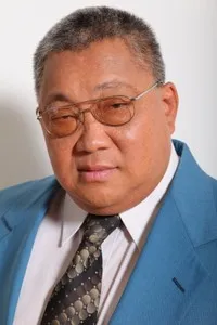 영화배우인 웨이먼드 리의 대표 이미지