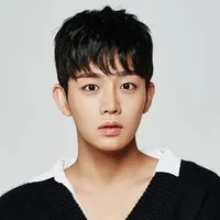 영화배우, 탤런트인 나윤찬의 대표 이미지