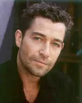 영화배우인 스티븐 브랜드의 대표 이미지