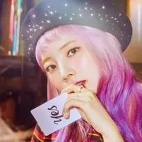 가수인 다현의 대표 이미지