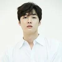 연극배우인 강영석의 대표 이미지