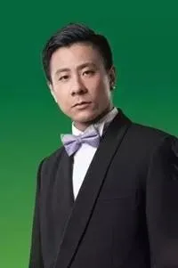 영화배우인 홍 팍 추의 대표 이미지