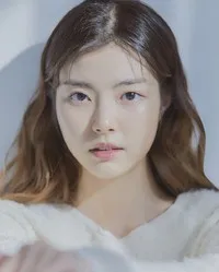 영화배우인 홍예지의 대표 이미지