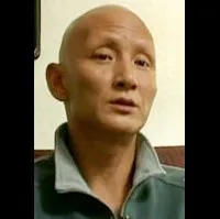 배우, 무술감독, 감독인 두옥명의 대표 이미지