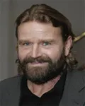 영화배우인 피터 간츨러의 대표 이미지