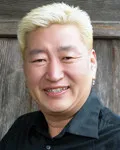 영화배우, 탤런트인 유퉁의 대표 이미지